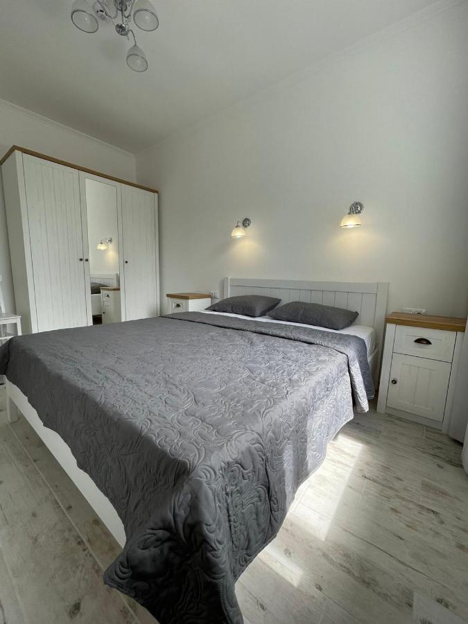 Boutique Hotel Enjoy Sergeyevka Ngoại thất bức ảnh