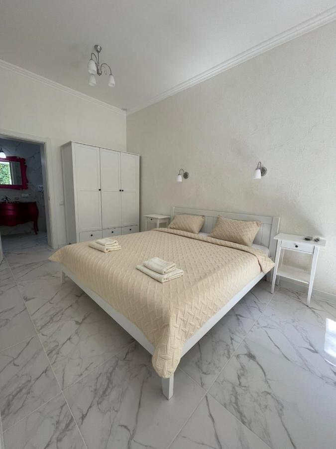 Boutique Hotel Enjoy Sergeyevka Ngoại thất bức ảnh