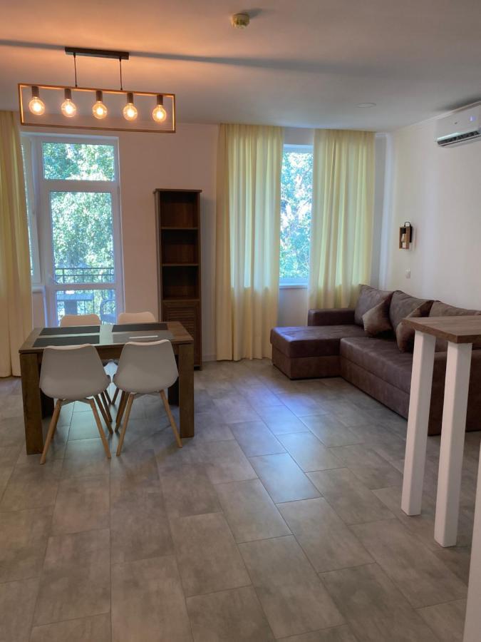 Boutique Hotel Enjoy Sergeyevka Ngoại thất bức ảnh