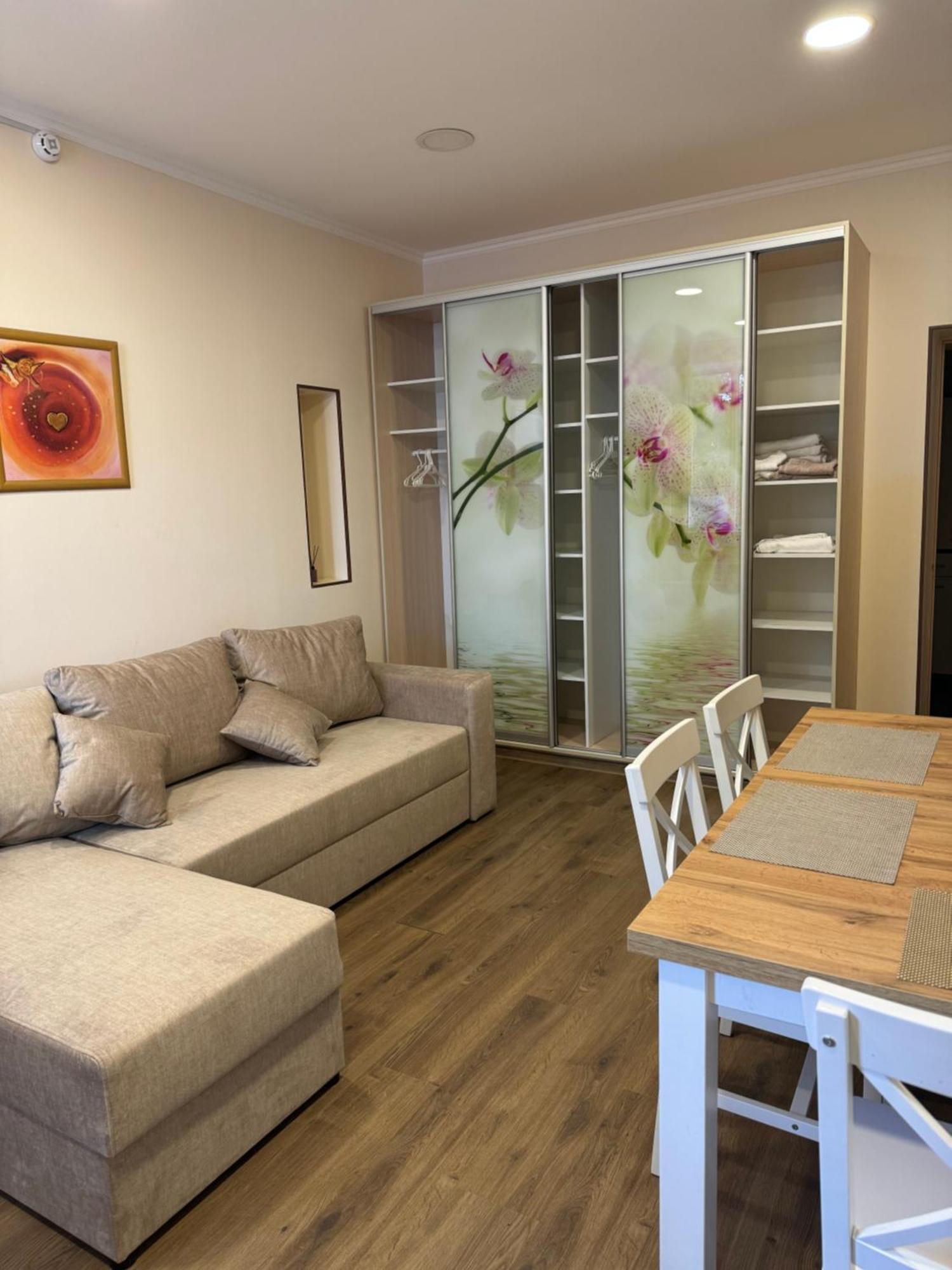 Boutique Hotel Enjoy Sergeyevka Ngoại thất bức ảnh